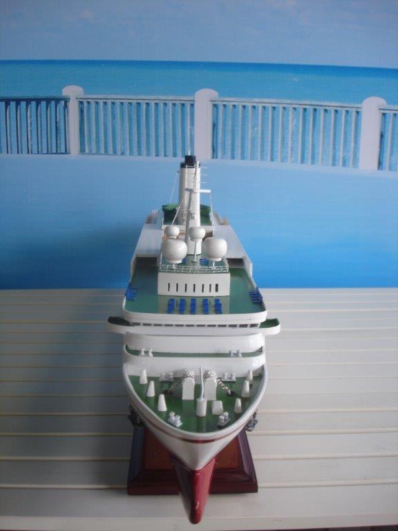 Modellschiff MS Deutschland Holzmodellschiff.de