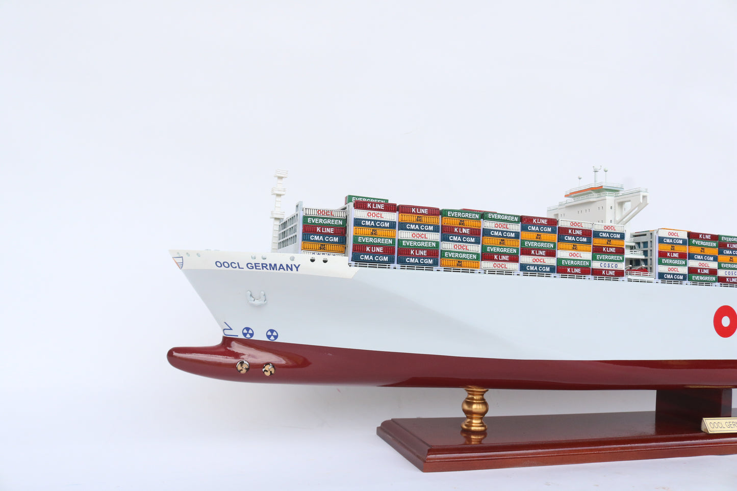 Modellschiff Containerschiff OOCL Germany
