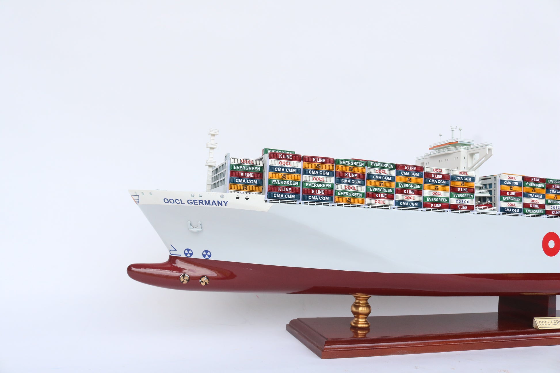 Modellschiff Containerschiff OOCL Germany