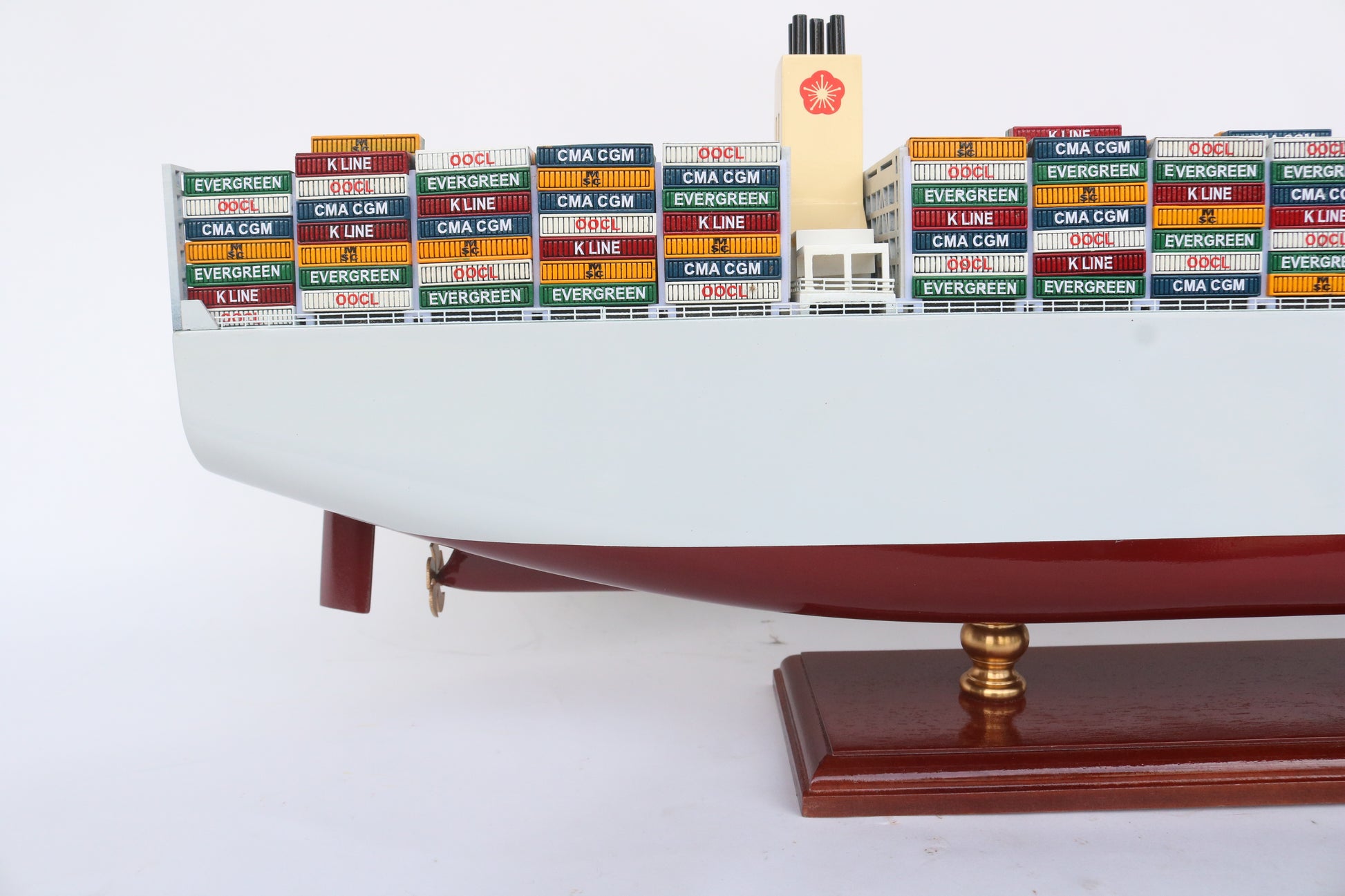 Modellschiff Containerschiff OOCL Germany