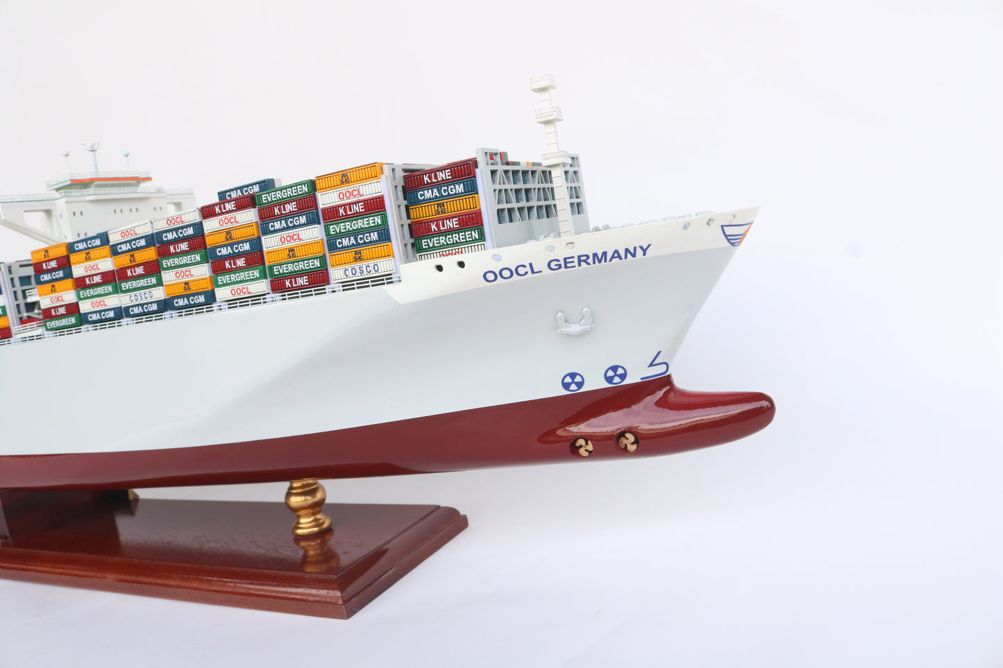Modellschiff Containerschiff OOCL Germany