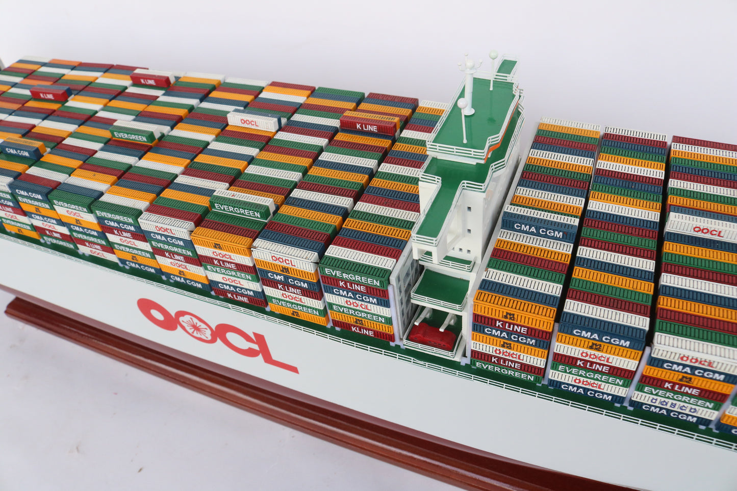 Modellschiff Containerschiff OOCL Germany