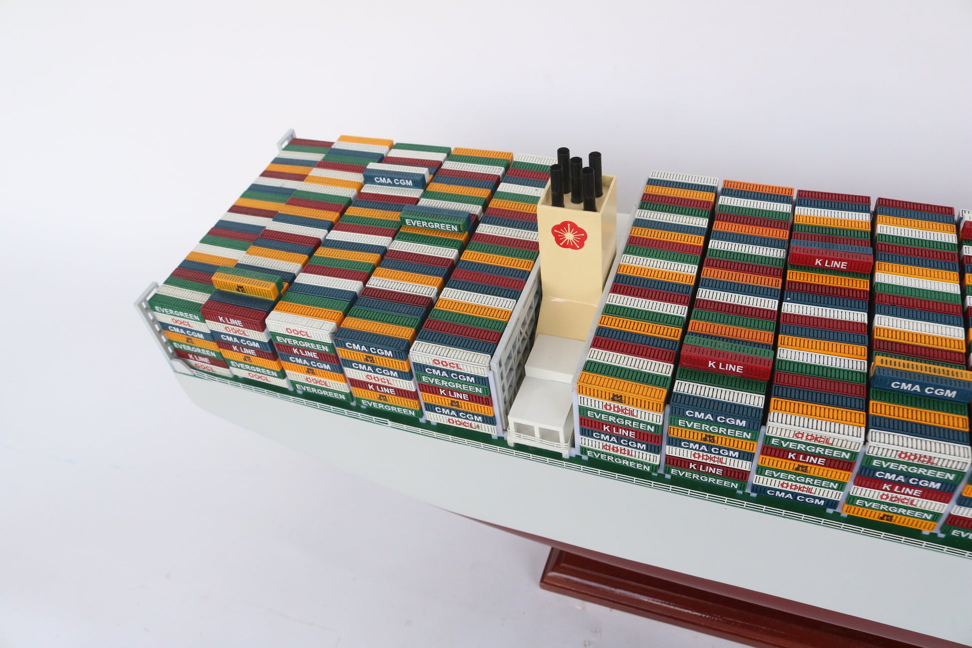 Modellschiff Containerschiff OOCL Germany