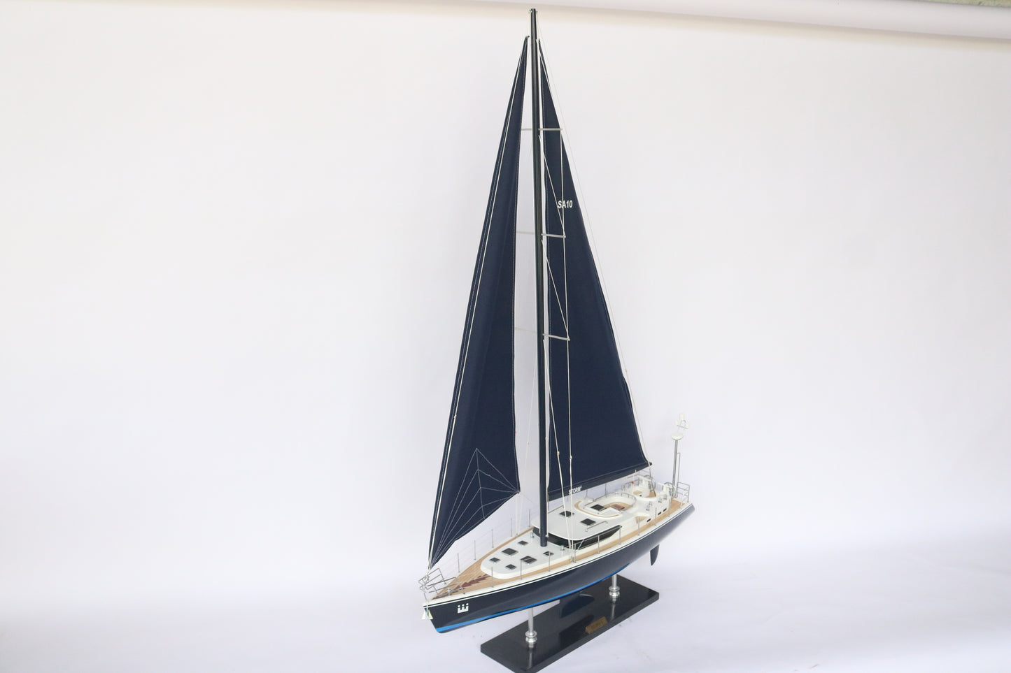 Modellschiff Segelschiff Storm 2