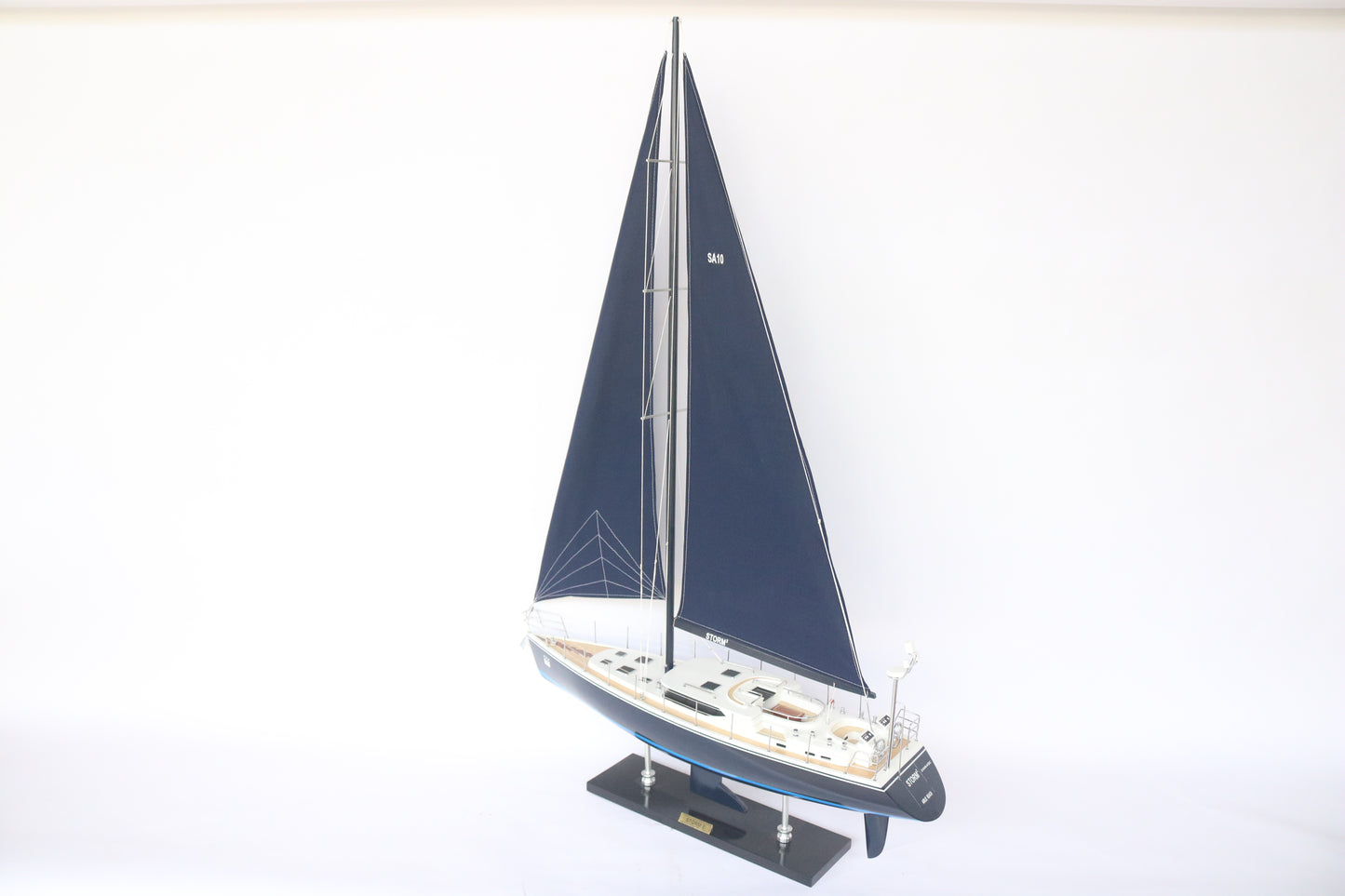 Modellschiff Segelschiff Storm 2