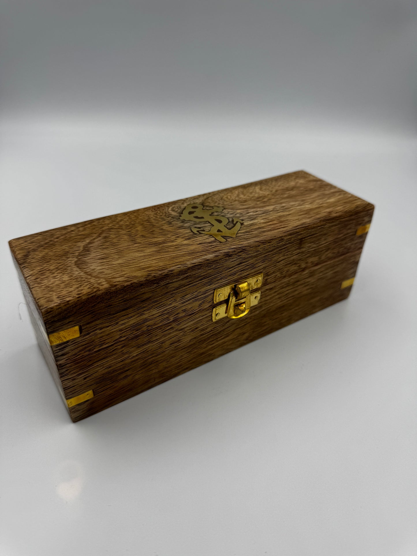 4 Schnapsbecher in edler Holzbox Messing/Holz Ø=4cm