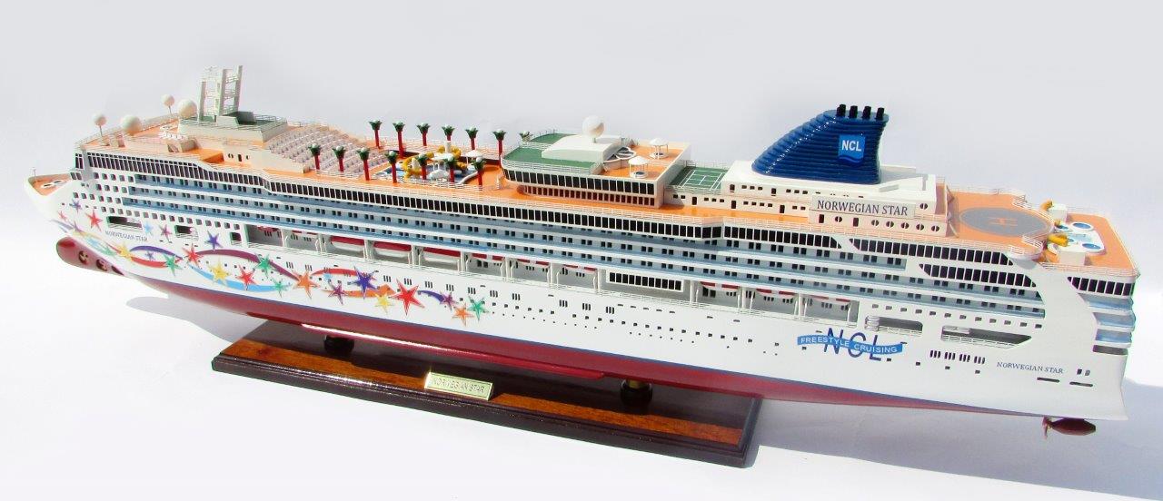 Modellschiff Kreuzfahrtschiff Norwegian Star