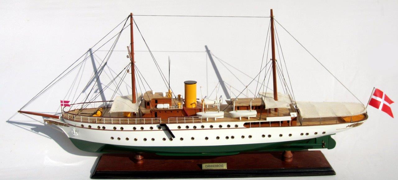 Modellschiff Dannebrog Dampfschiff Holzmodellschiff.de