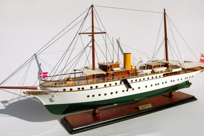 Modellschiff Dannebrog Dampfschiff Holzmodellschiff.de