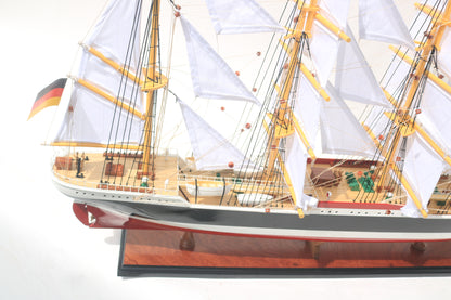 Modellschiff Peking Segel gesetzt