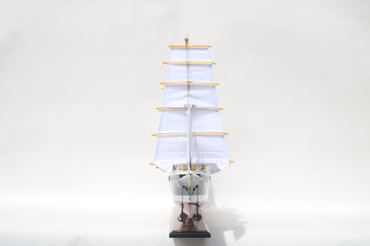 Modellschiff Peking Segel gesetzt