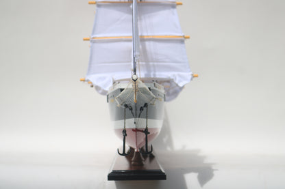 Modellschiff Peking Segel gesetzt