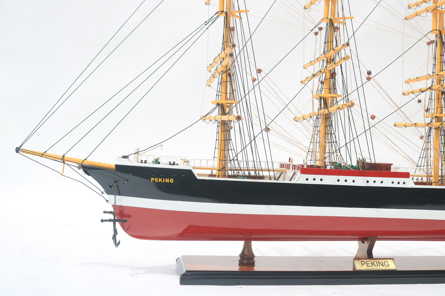 Modellschiff Peking Segel gerefft