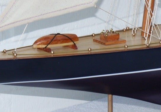 Modellschiff Endeavour Holzmodellschiff.de