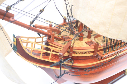 Modellschiff Segelschiff HMS Bounty