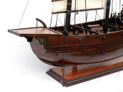 Modellschiff der Chinese Junk 