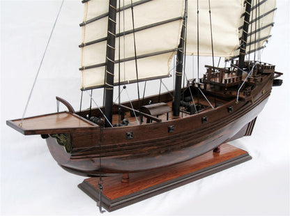 Modellschiff der Chinese Junk 